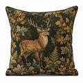 Cuscino decorativo quadrato 45 cm in tessuto verde scuro con cervo stile bosco