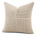 Cuscino decorativo quadrato 45 x 45 cm beige in tessuto bouclé a righe per divano