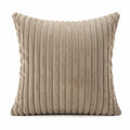 Cuscino decorativo quadrato 45 cm in tessuto effetto velluto beige a coste per divano